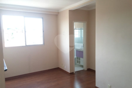 Apartamento no Condomínio Mont Vernon