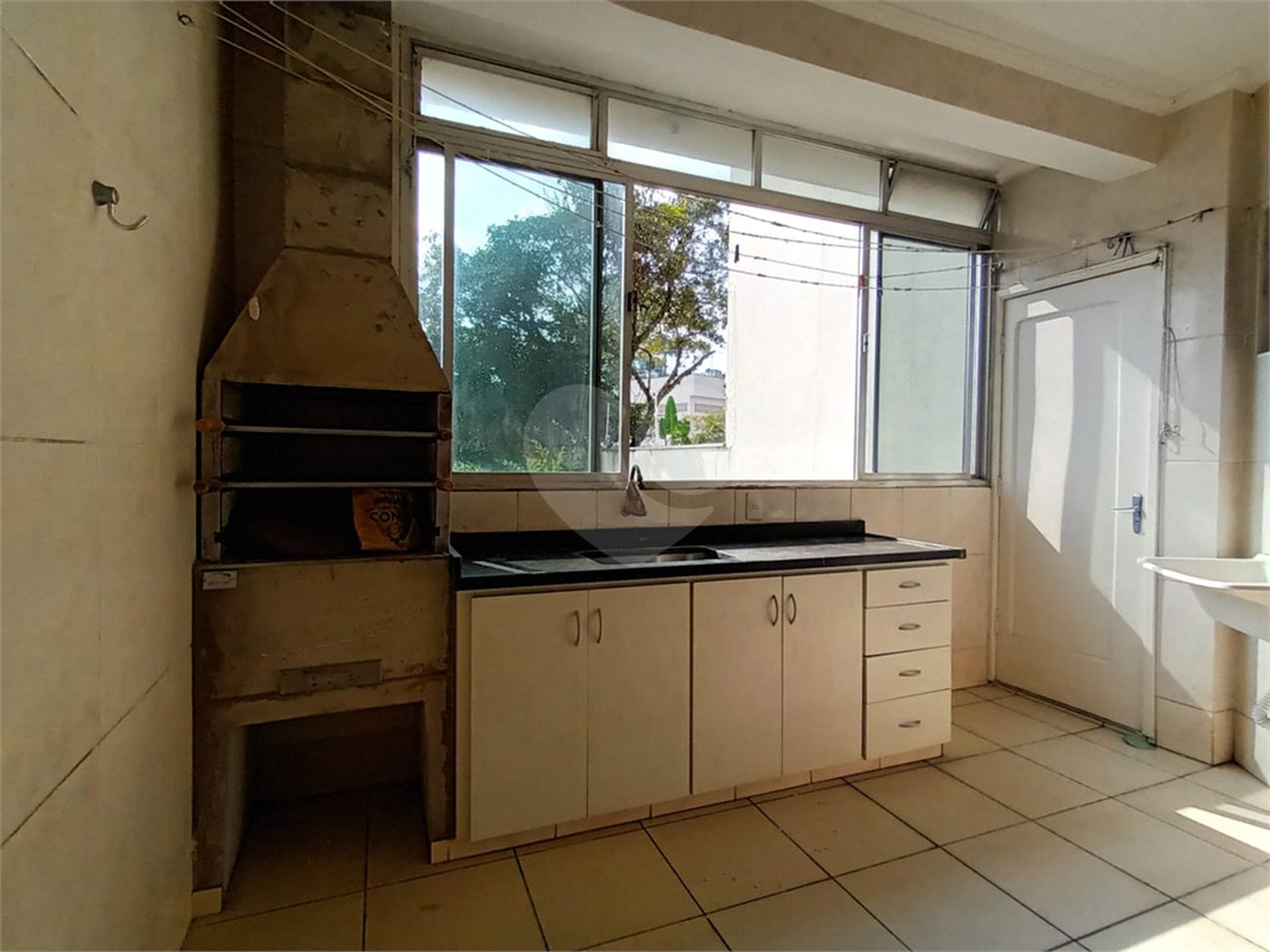Casa térrea com duas edículas para venda - Saúde, SP.