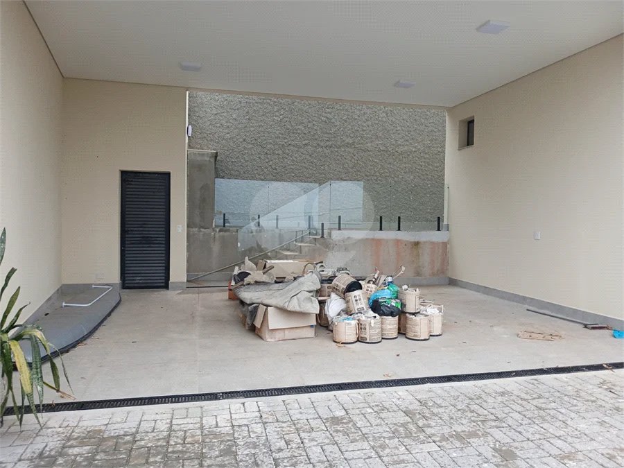 Sobrado à venda com 3 suítes em Roseira, Mairiporã, SP