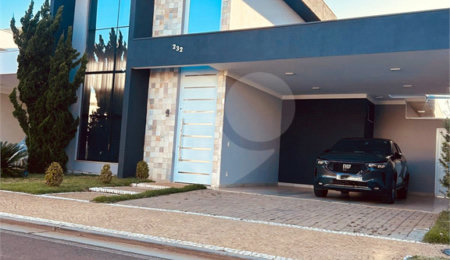 Casa à venda com 3 suítes no condomínio Village Damha III, São Carlos - SP