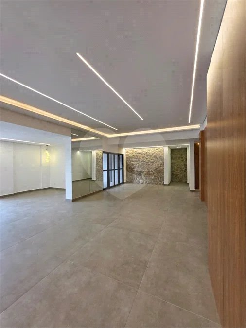 46 m², 2 dormitórios, suíte e lazer completo no rooftop, próximo ao metrô