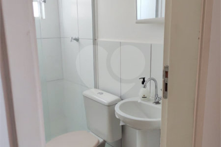 Apartamento no Condomínio Monte Olimpo .