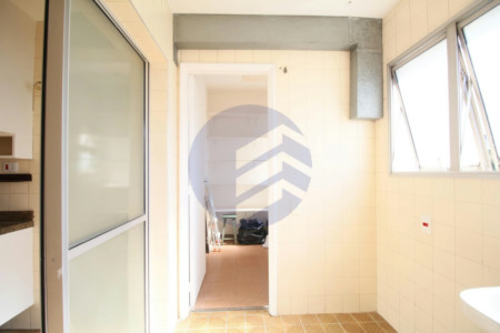 Apartamento à venda 107m² com 3 quartos, sendo 1 suíte com 2 vagas no melhor da Vila Andrade