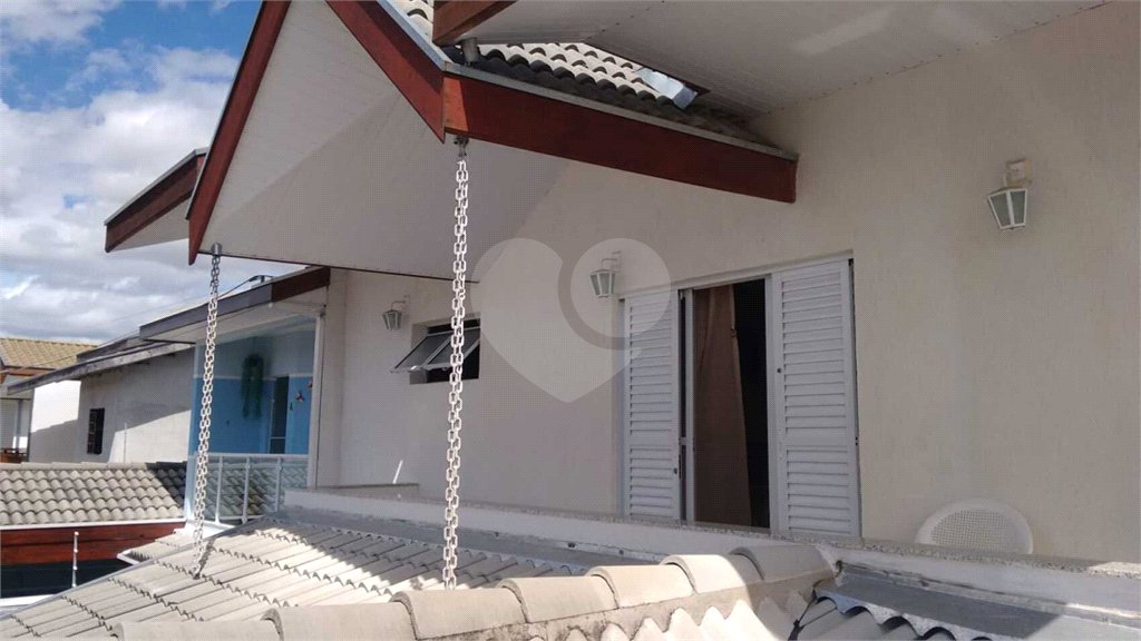 CASA A VENDA NO BAIRRO VISTA VERDE COM 3 DORMITORIOS, 3 SUITES, 3 VAGAS, METRAGEM 316M², SJC