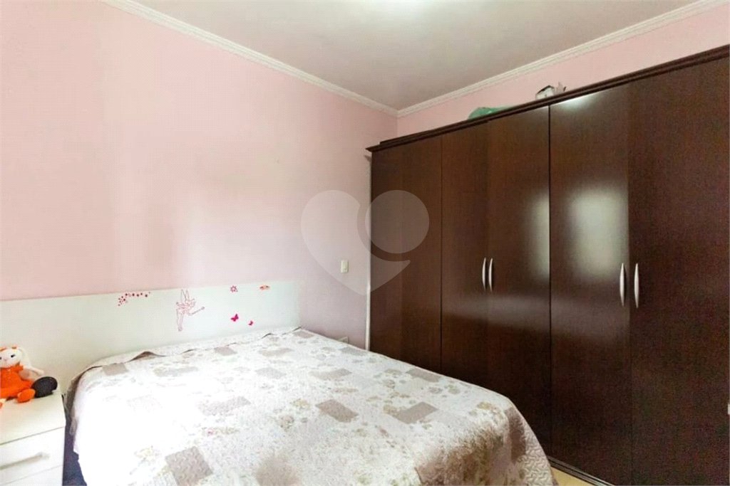 Sobrado à venda no Ipiranga de 140m² com 4 suítes e 3 vagas.