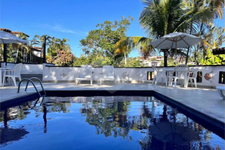 Casa à venda com 2 quartos, sendo 1 suíte, em Geribá, Armação dos Búzios, RJ