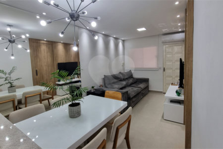Casa no Condomínio Flamboyant II a venda .