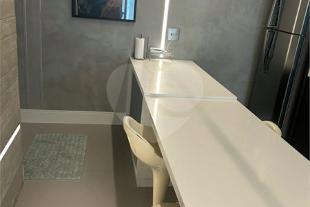 APARTAMENTO MOBILIADO NO CAMPO BELO
