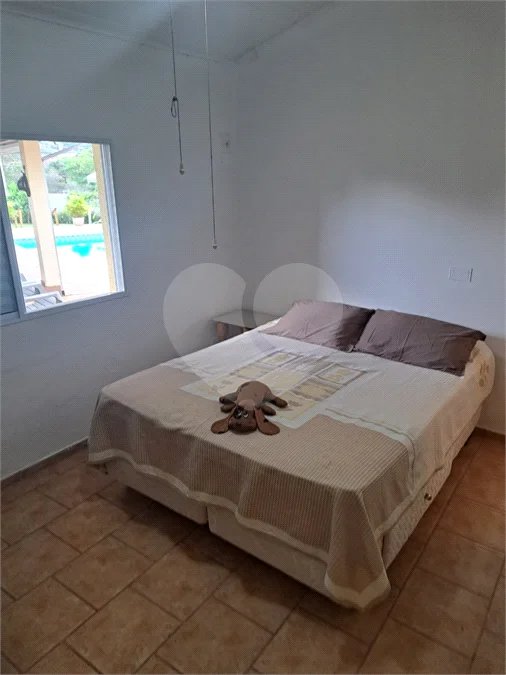 Casa Ampla com 5 Dormitórios, Piscina e Lazer Completo em Terreno de 1.260 m²