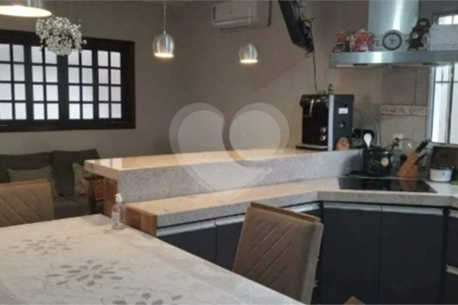 Execelente casaà venda no bairro Jardim São Luiz