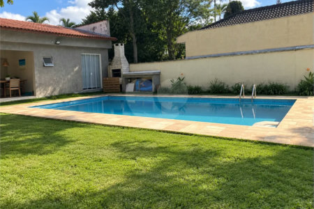 Casa Térrea à venda com 3 suítes em Interlagos, São Paulo, SP