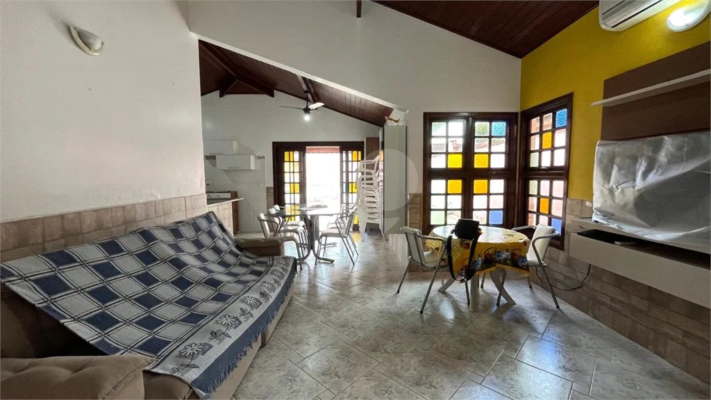 Casa à venda com 3 quartos, sendo 1 suíte,  em Morada da Praia, Bertioga, SP
