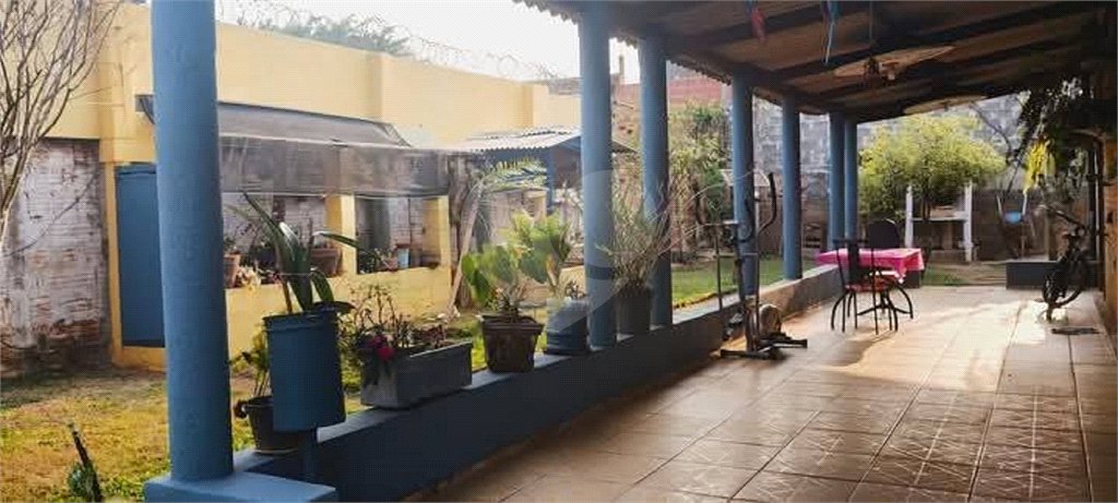 Casa Avarandada à Venda no Belverde – Espaço, Conforto e Contato com a Natureza