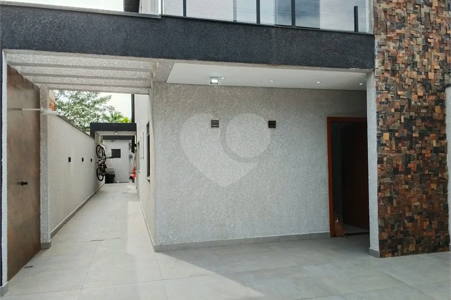 Casa à venda com 4 suítes em São Lourenço, Bertioga, SP