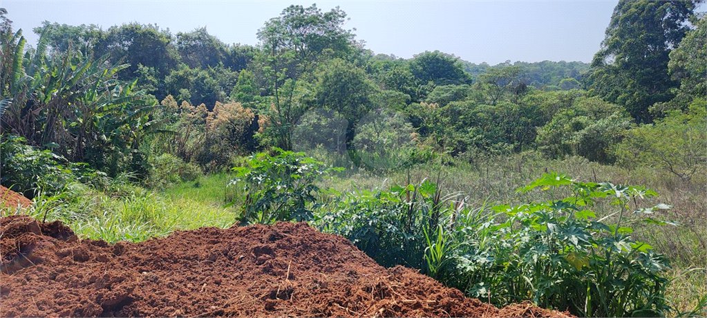 Terreno em Atibaia com 3.410 metros, pronto para construir, topografia plana, excelente localização