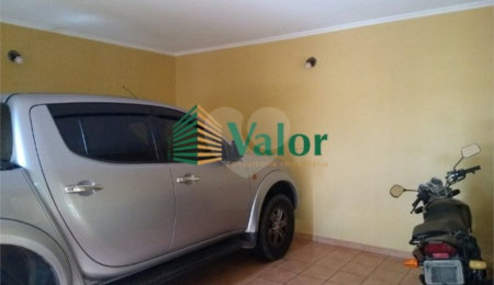 Casa à venda com 3 quartos, sendo 1 suíte,  em Jardim Brasil, São Carlos, SP