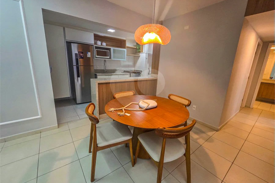 Apartamento à venda com 3 quartos, sendo 1 suíte, em Riviera de São Lourenço, Bertioga, SP