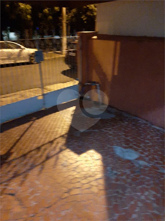 Casa com 2 dormitórios à Venda no Jardim Brasil