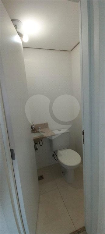 Apartamento com sacada - metrô Tucuruvi - NOVO