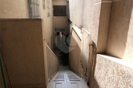 Casa térrea com duas edículas para venda - Saúde, SP.