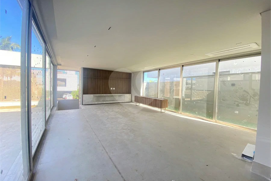 Linda casa em condomínio fechado para alugar no Condomínio Alphaville