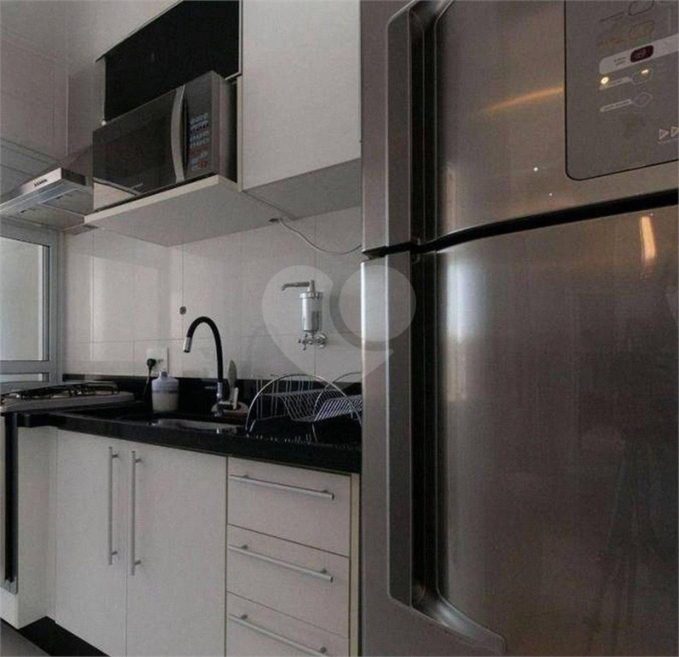 Apartamento Condominio Clube em Pinheiros com 90 m² Útil com 3 dormitórios sendo 1 suíte com 1 Vagas
