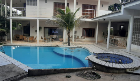 Casa à venda com 4 suítes no condomínio Damha I, São Carlos - SP