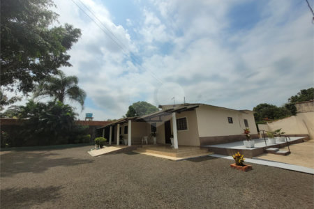 Sítio à Venda – 76.000m² com 5 casas de aluguel | Chácara Instância dos Reis – Monte Mor/SP