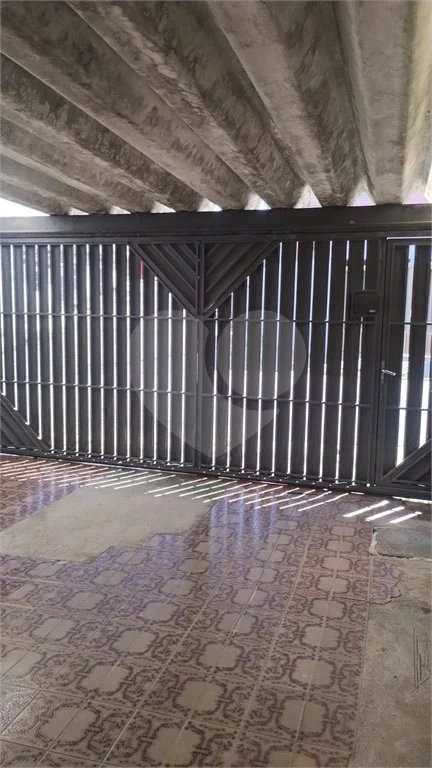Casa com 129m², 2 quartos, 2 garagens, à venda no Jd. do Estado - Santo André