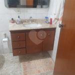Bela casa com boa localização no bairro Portal do Sol