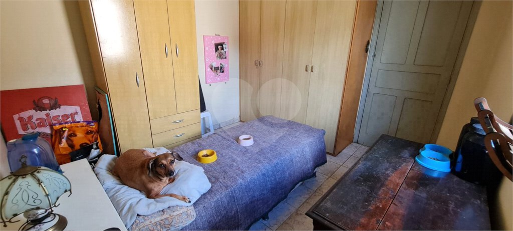 Casa térrea para venda em Araraquara.