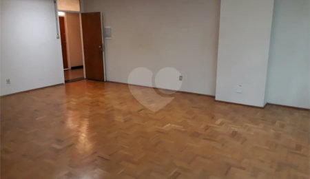 Conjunto Comercial na Av. Paulista, Anexo ao Metrô Brigadeiros