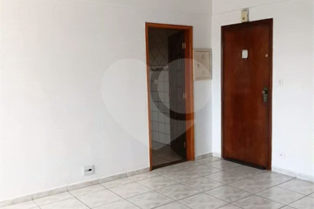 Apartamento à venda ou para alugar com 2 quartos, sendo 1 suíte,  no Centro, São Roque, SP