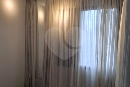 Apartamento moderno e mobiliado, 1 dormitório 1 banheiro, sala de star com varanda, cozinha americana, na Vila Olímpia.
