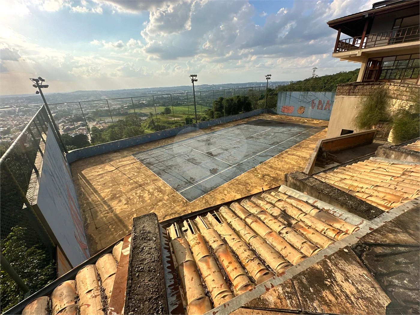 Casa à venda com 14 quartos, sendo 10 suítes, em Observatório, Vinhedo, SP