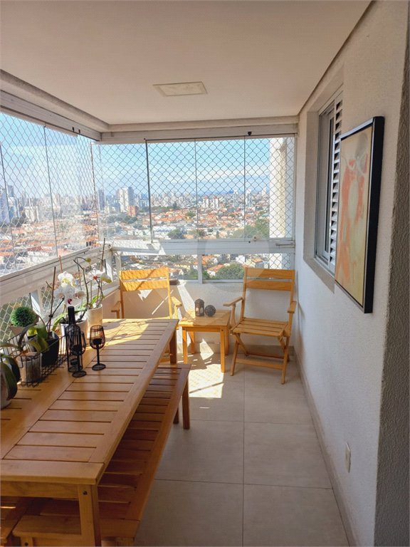Apartamento Condominio Clube em Pinheiros com 90 m² Útil com 3 dormitórios sendo 1 suíte com 1 Vagas