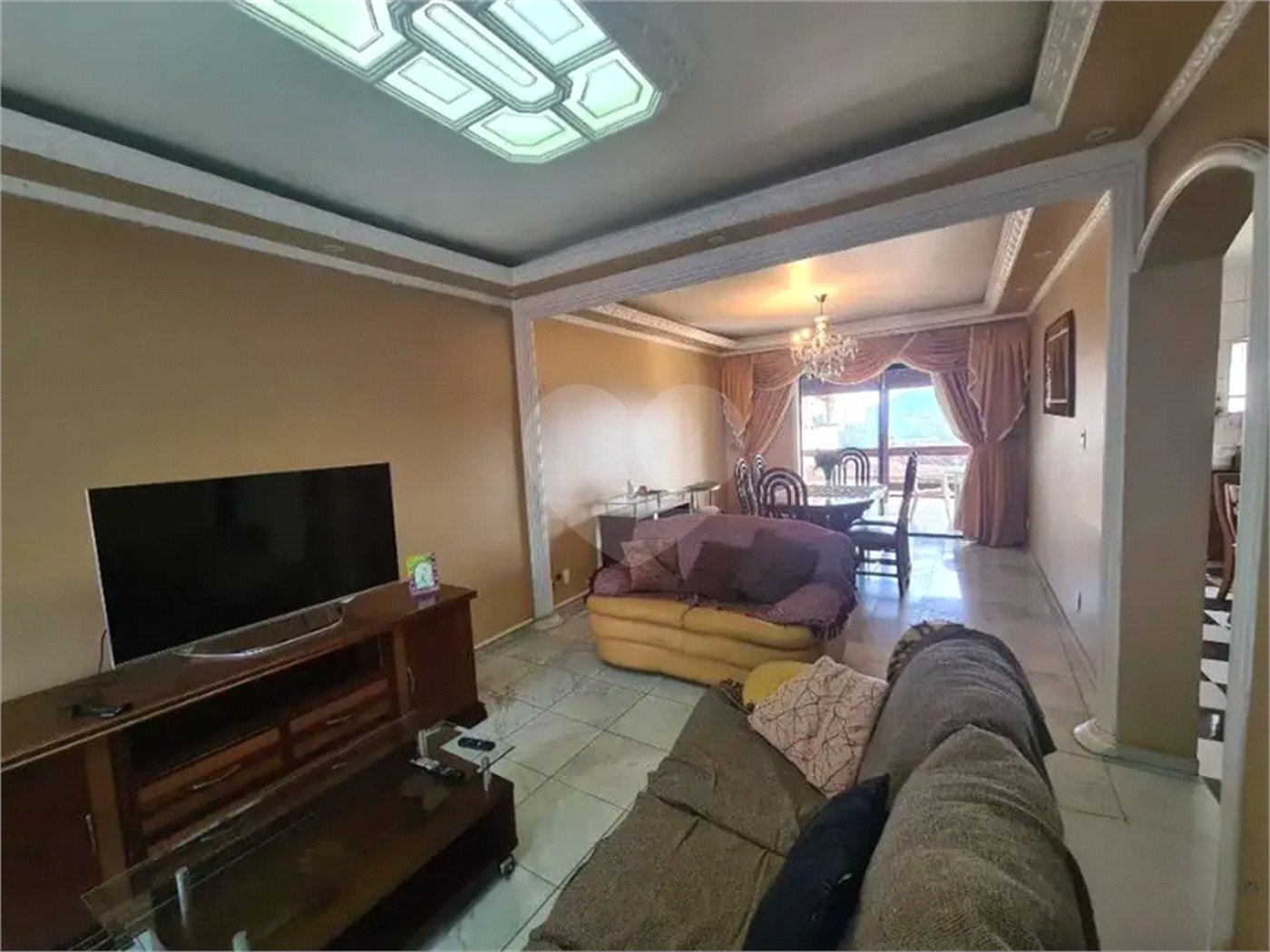 Sobrado com 4 Quartos e 4 banheiros à Venda -337 m² por R$ 850.,000 -- Jardim Vivan,-Jaraguá, São Paulo - SP