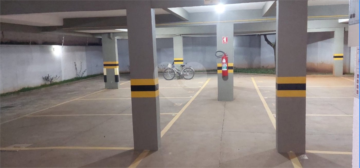 Apartamento à venda perto da USP com vaga coberta