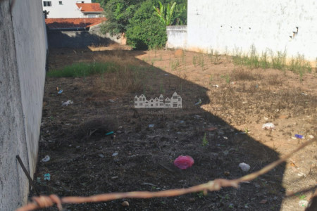 Terreno à venda em Alvinópolis, Atibaia, SP