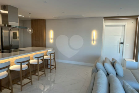 Apartamento de alto padrão com 108 m², 3 dormitórios, 1 suíte, varanda gourmet, planejados, lazer completo e próximo ao Metrô Alto do Ipiranga.
