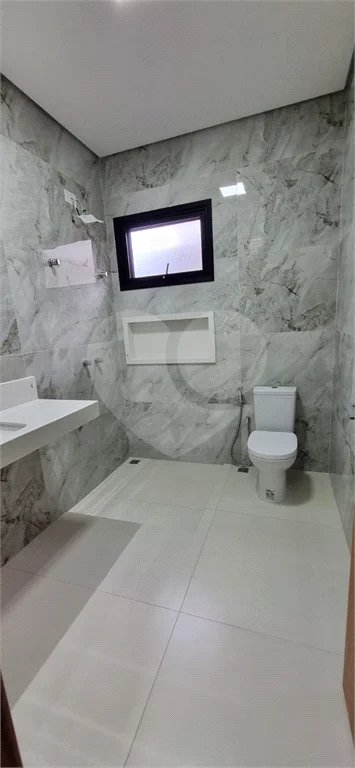 Casa à venda no Condomínio Agapé