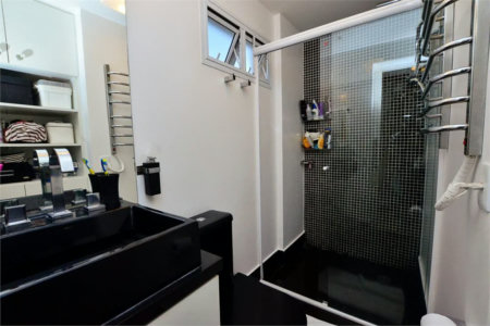 Cobertura à venda com 3 quartos, sendo 1 suíte, em Pinheiros, São Paulo, SP