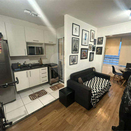 Apartamento à venda Bela Vista, 38m², andar alto, 1 dormitório, 1 vaga, lazer, porteira fechada