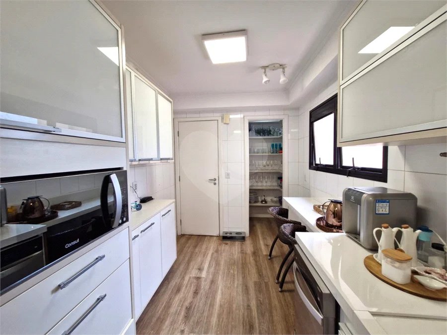 Apartamento a venda com 3 quartos no Alto da Boa Vista