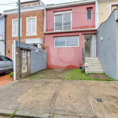 Casa de vila com 2 quartos á venda no Alto da Boa Vista, São Paulo - SP