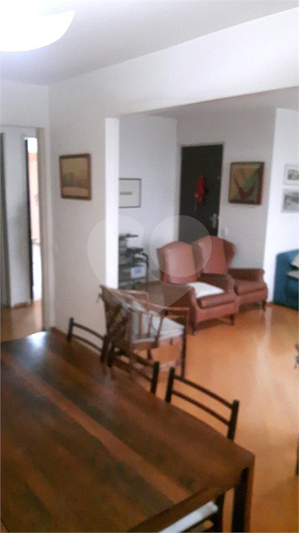 Apartamento de 2 quartos à venda perto do Metrô Paraíso! Excelente localização!