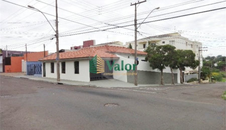 Casa à venda com 3 quartos em Vila Costa do Sol, São Carlos, SP