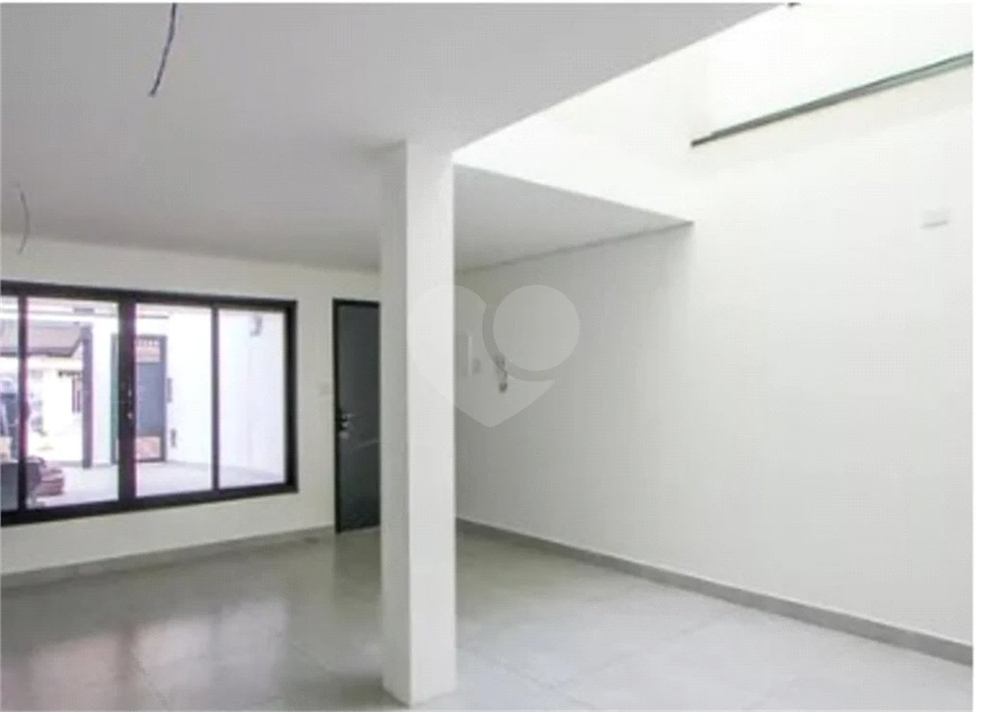 Sobrado novo , com 230m² , 3 suítes , 4 vagas de garagem , à venda no Jardim Bela Vista , em Santo André.