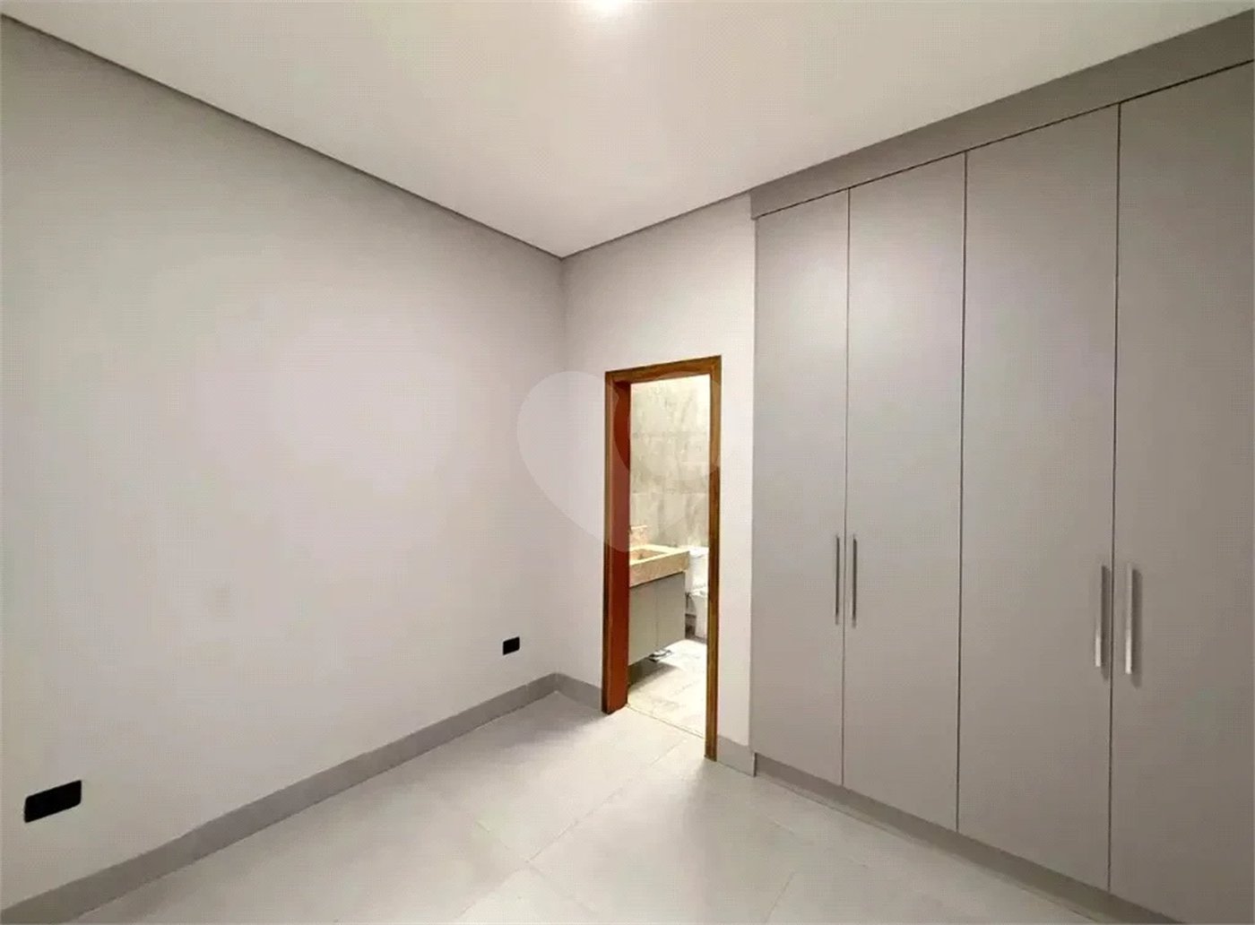 Casa térrea nova à venda no Condomínio Residencial Ágape, localizado no bairro Campestre - Piracicaba/SP.