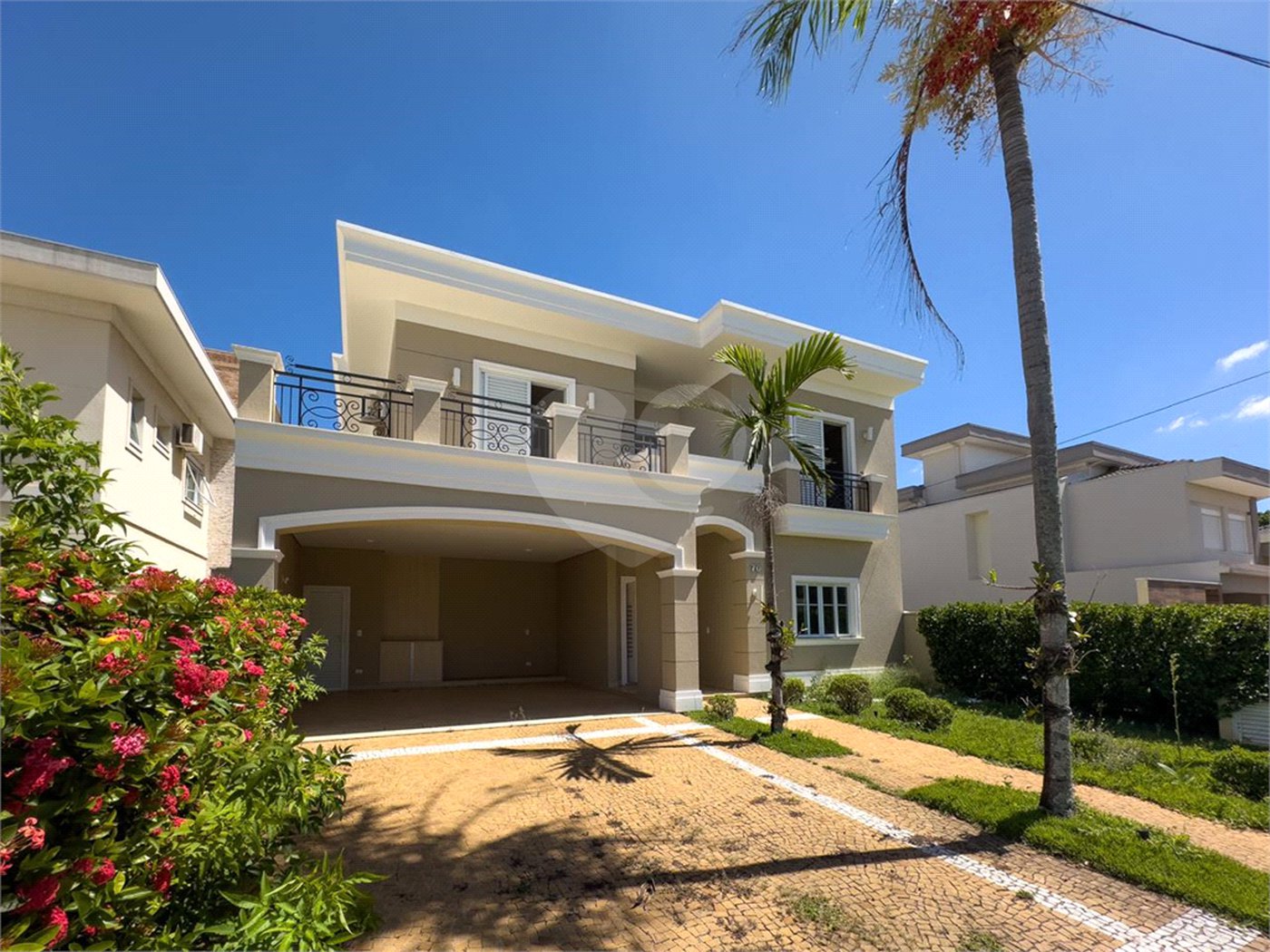 Lindo sobrado para venda em Indaiatuba/SP - Condomínio Esplendor. R$ 3.300.000,00.